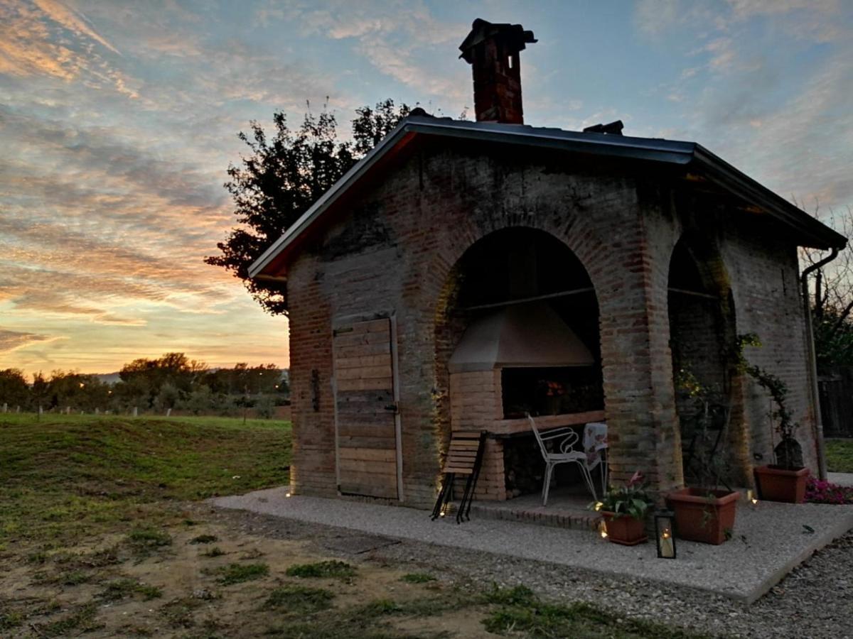 Agriturismo "La Fondazza" Βίλα Ίμολα Εξωτερικό φωτογραφία